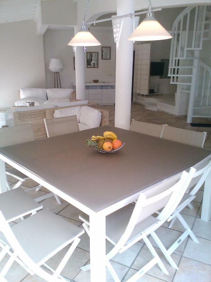 Villa Iguanou Et Piscine En Bord De Mer Proche Plages Marina Et Golf 생프랑수아 외부 사진